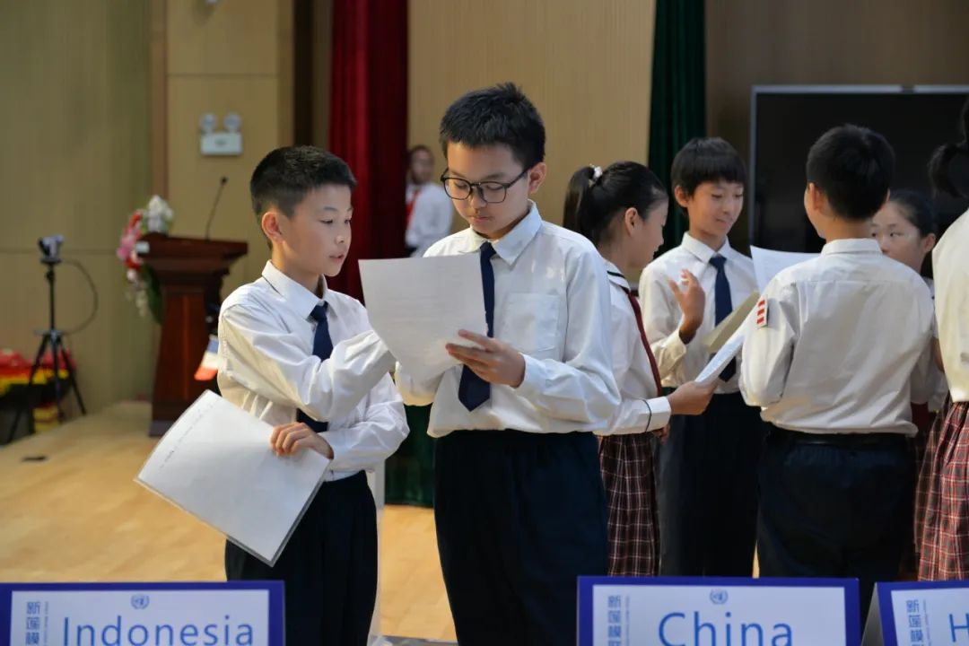 培训动态,培养国际视野共筑可持续发展国培中心携手新莲小学模联会议圆满成功培养国际视野共筑可持续发展国培中心携手新莲小学模联会议圆满成功,国培中心