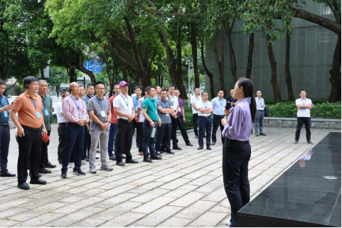 培训动态,学思践悟行携手向未来学思践悟行   携手向未来,深投教育集团